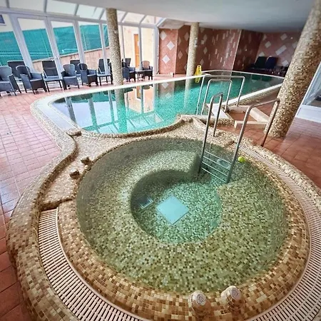 Fonix 2 Privat Apartman Apartment *