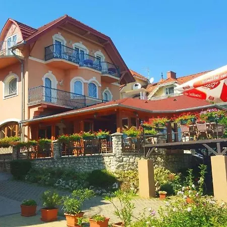 Apartment Fonix 2 Privat Apartman